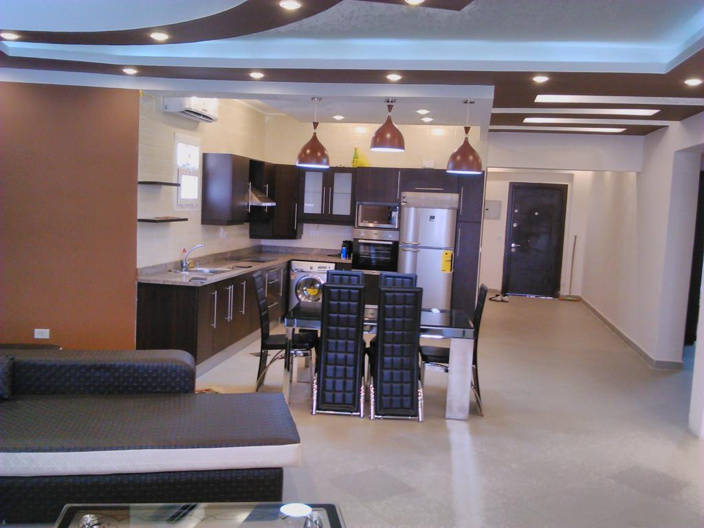 Three-Bedroom Apartment At Louly Beach Resort 아인 수크나 객실 사진