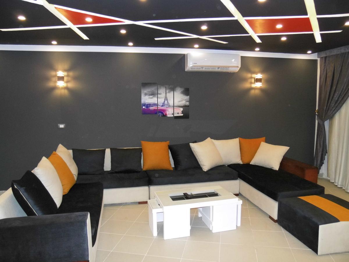 Three-Bedroom Apartment At Louly Beach Resort 아인 수크나 외부 사진