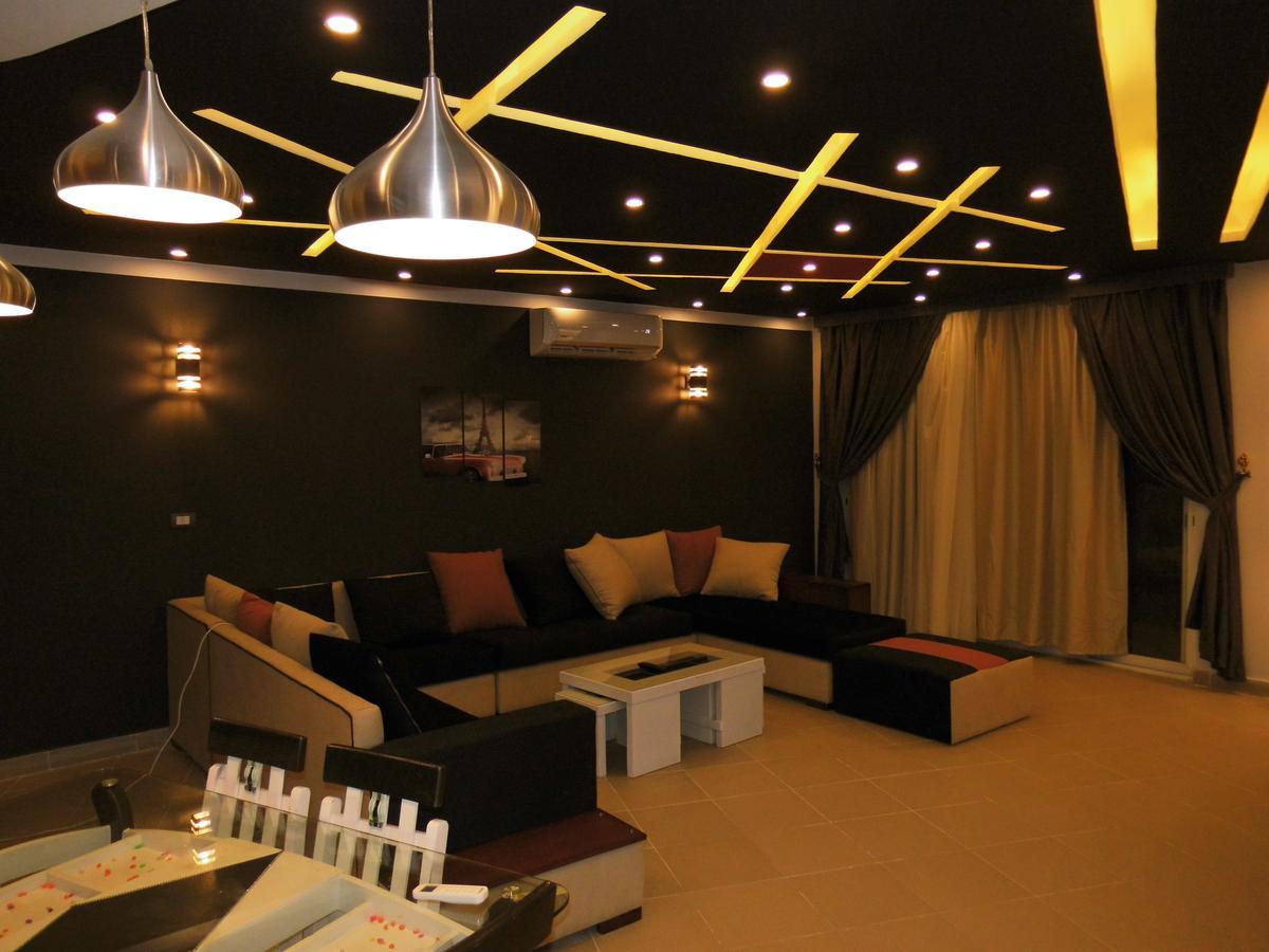 Three-Bedroom Apartment At Louly Beach Resort 아인 수크나 외부 사진